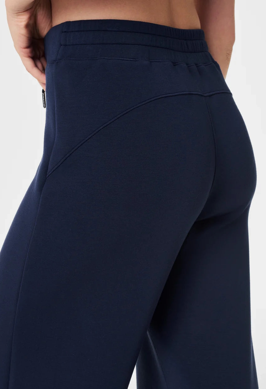 Air Essentials Wide Leg Pant