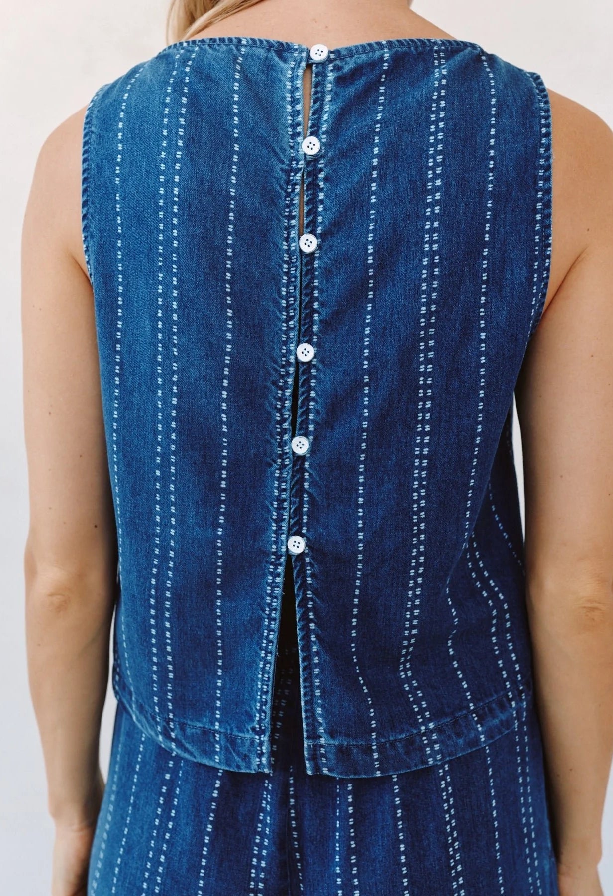 Sleeveless Button Back Top