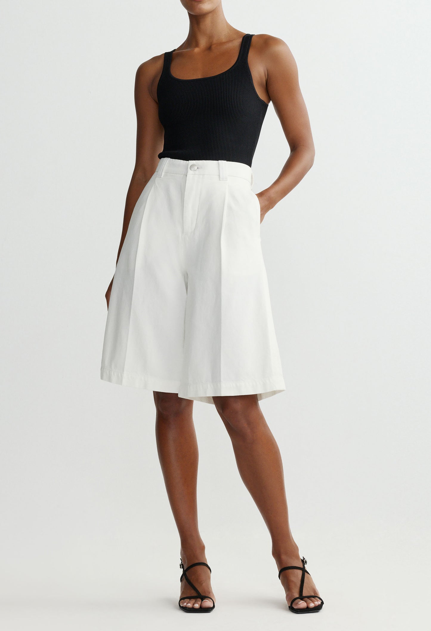 Hepburn Short
