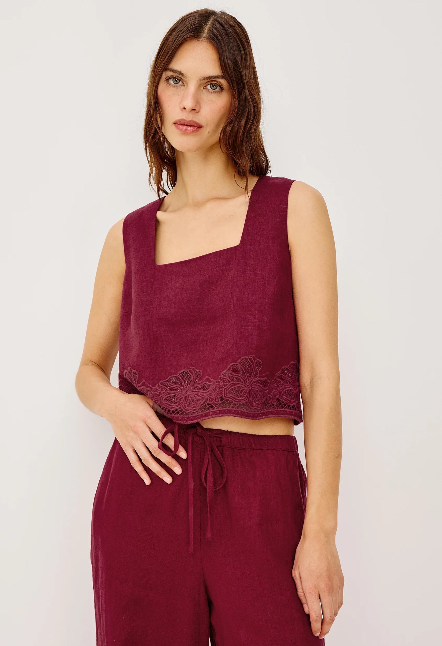 Akira Top