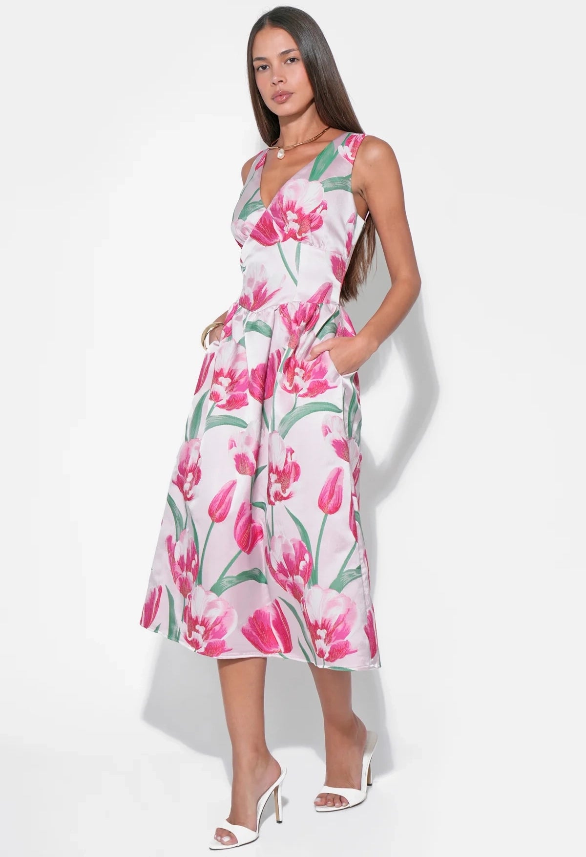 Amira Sweetheart Flower Jacquard Midi Dress