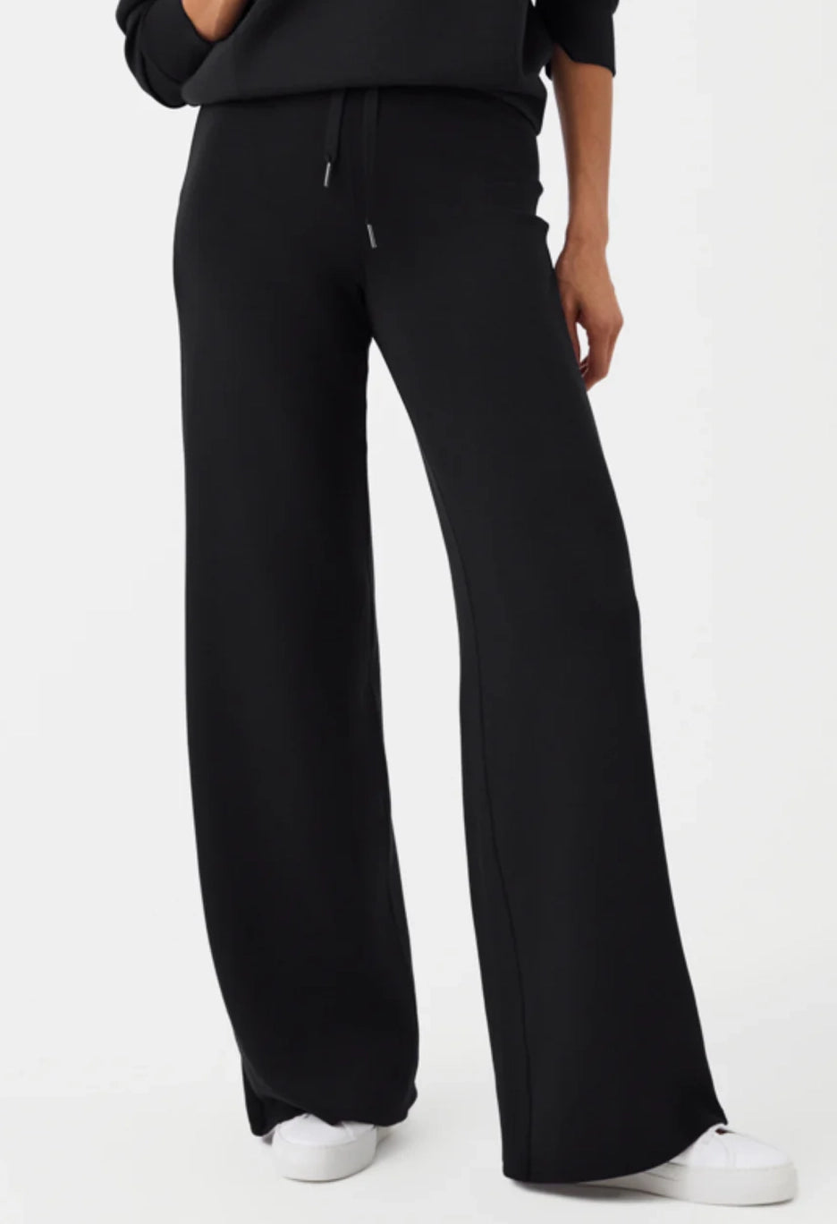 AirEssentials Wide Leg Pant