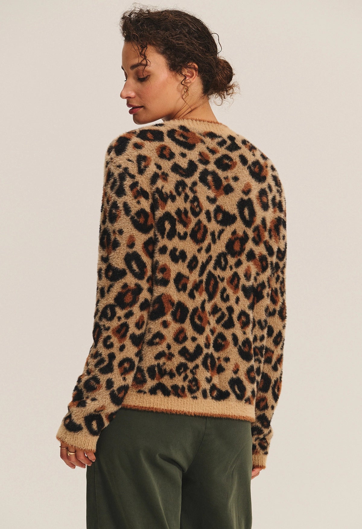 Betsy Novelty Feather Jacquard Sweat