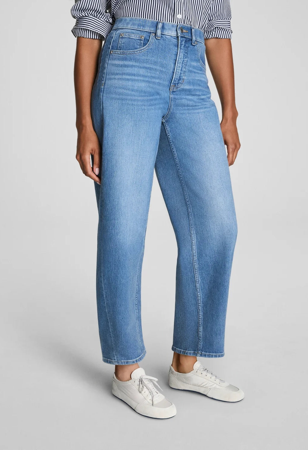 Barrel Leg Jeans