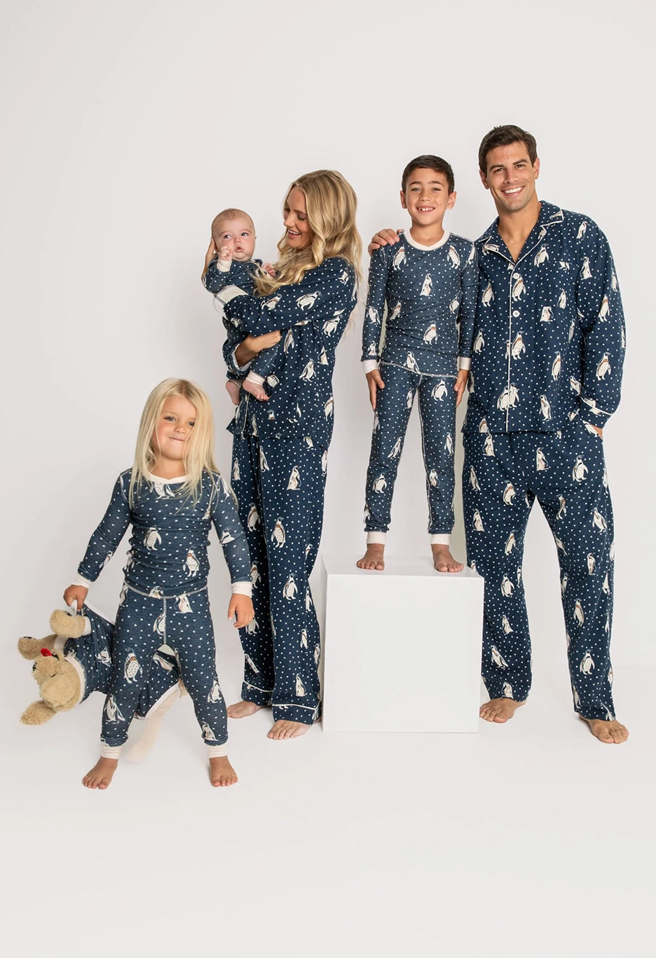 Chill Out Family Set Men's Pj Set