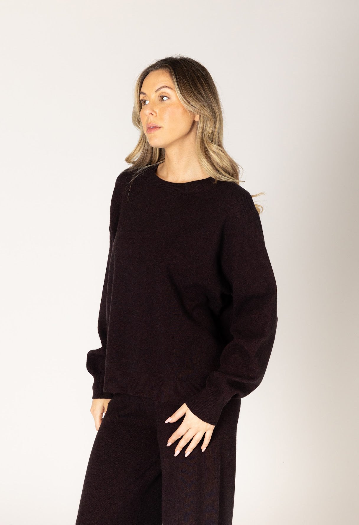 Claret Essentials Crew Pullover