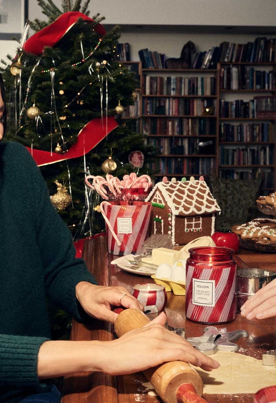 Crushed Candy Cane 18 oz Large Jar Candle