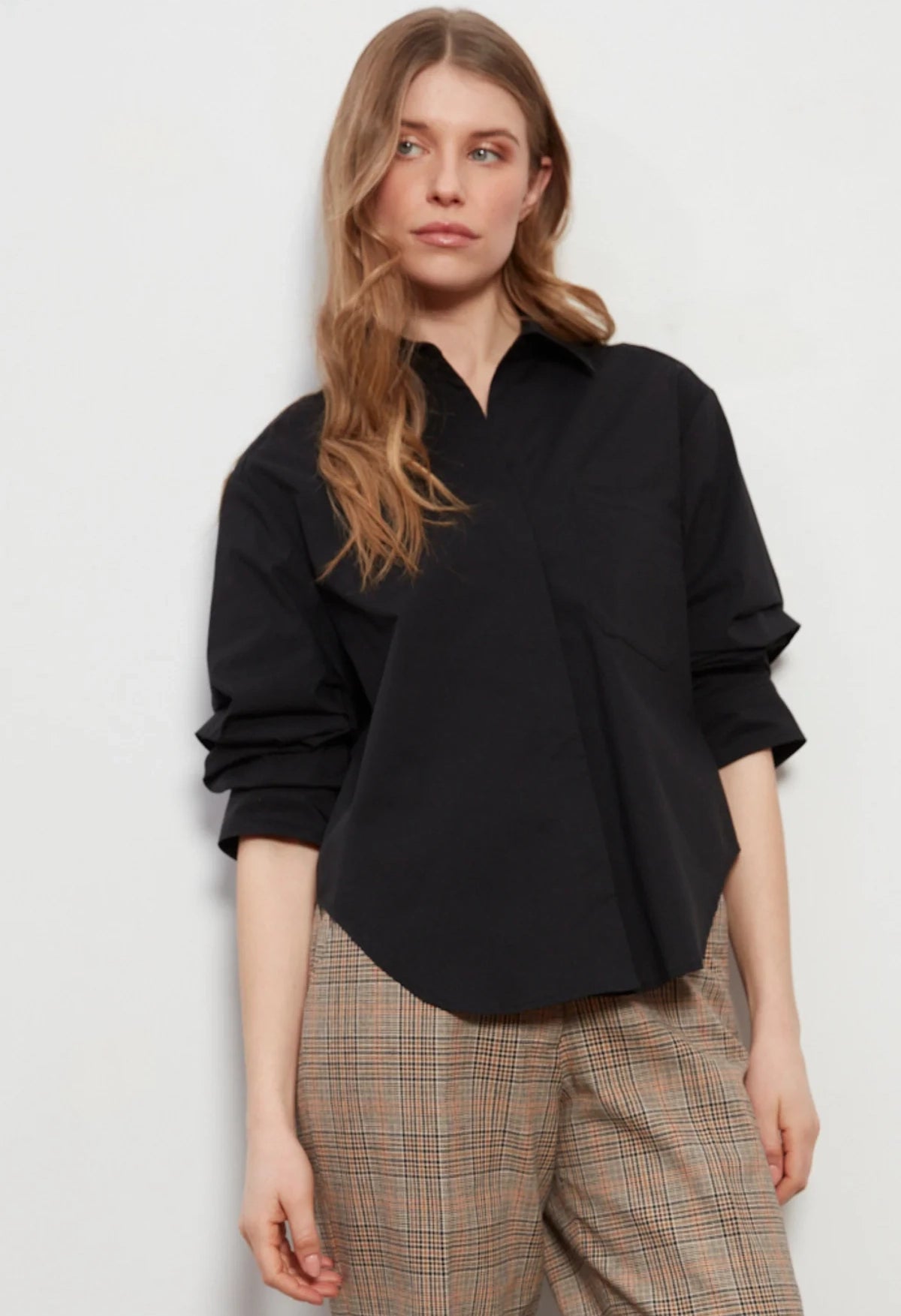 Daria Shirt Ruched Sleeve