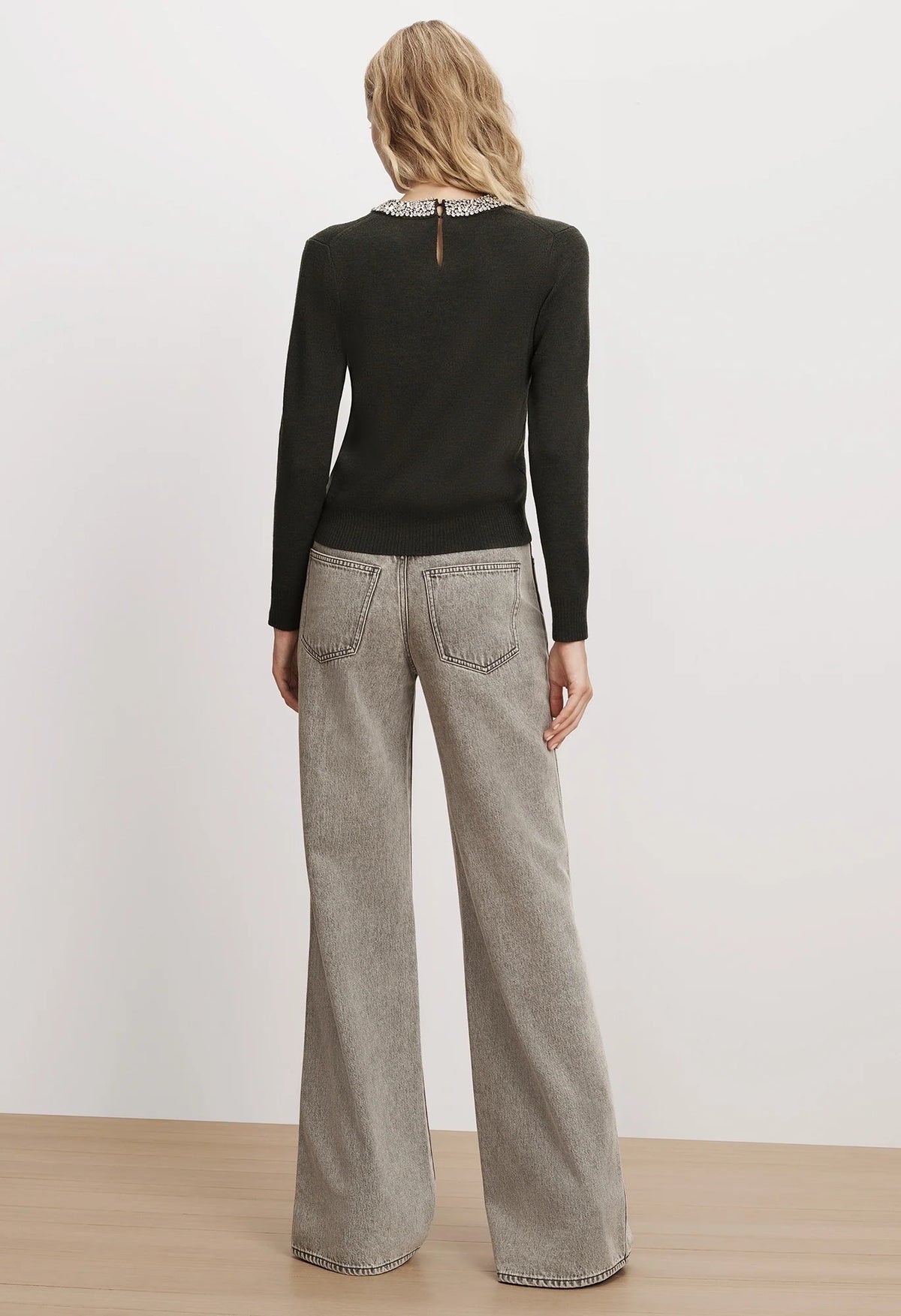 Daro Embellished Pullover