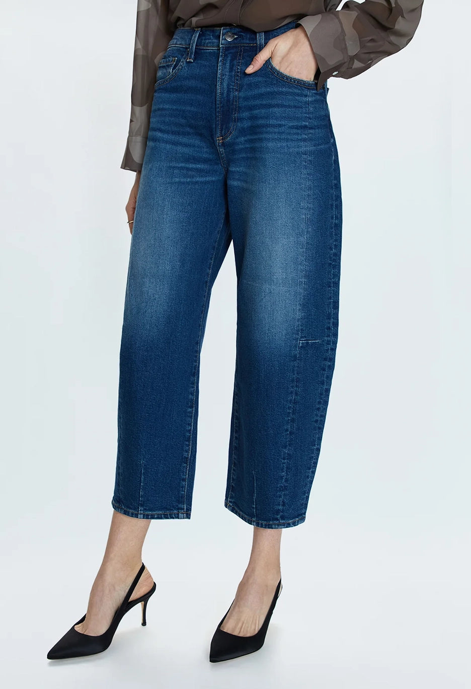 Eli High Rise Arched Leg Pant