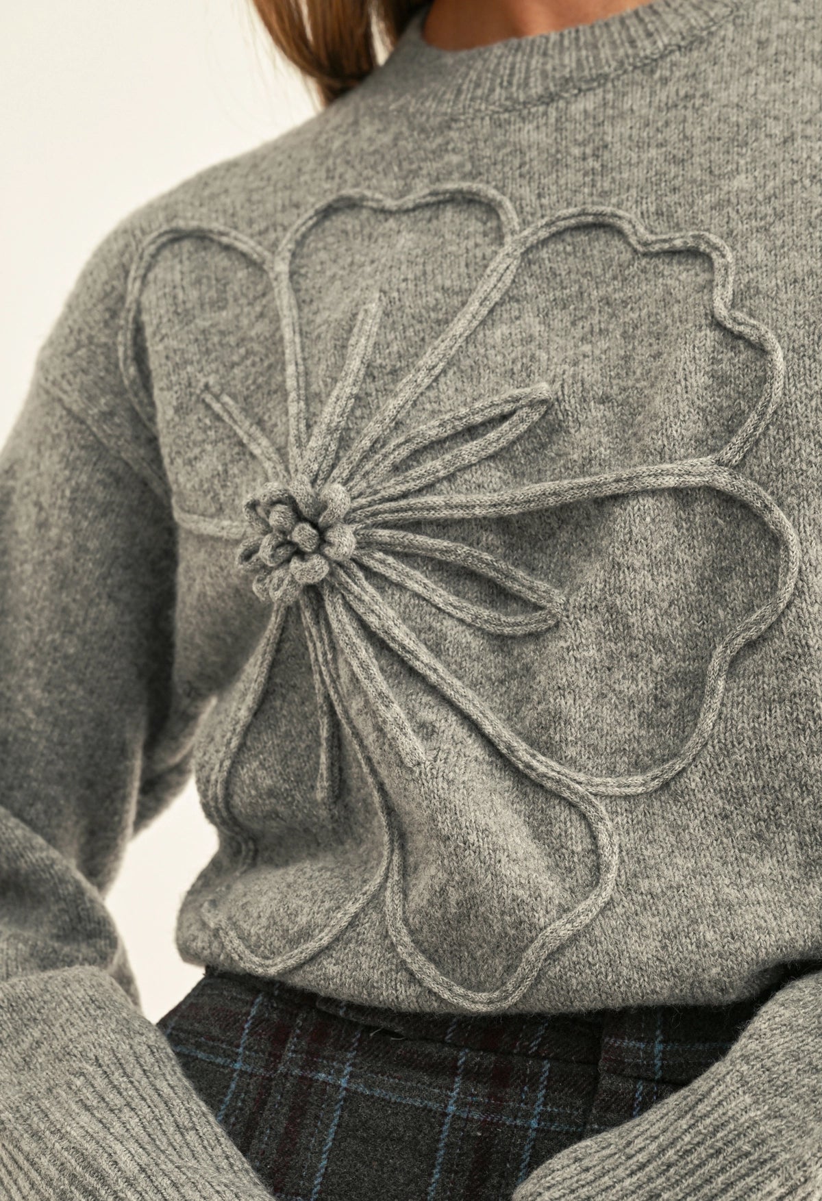 Evelyn 3D Flower Sweater Pullover