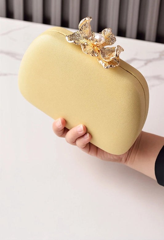 Flower Clutch