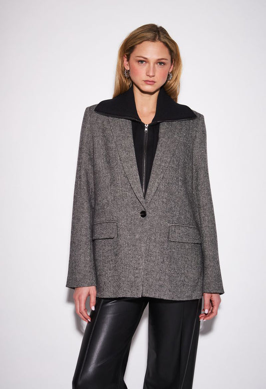 Hayes Blazer