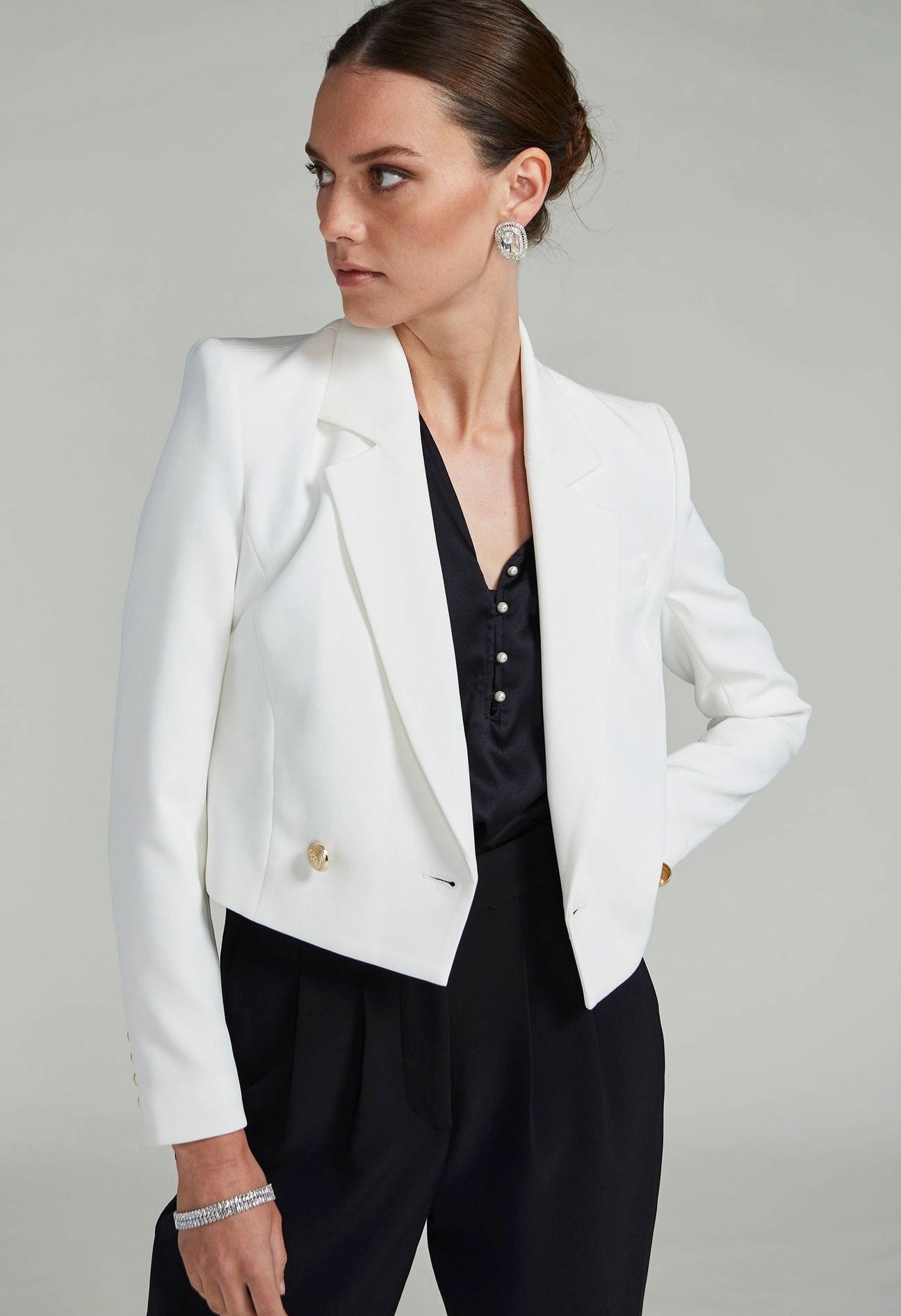 Clara Cropped Blazer