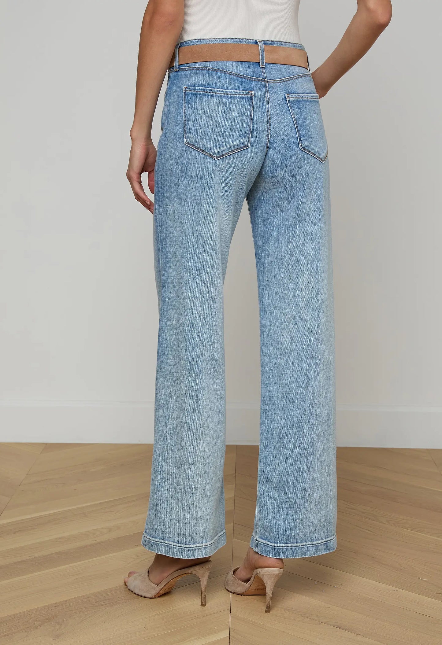 Joanne Low-Rise Wide-Leg Jean