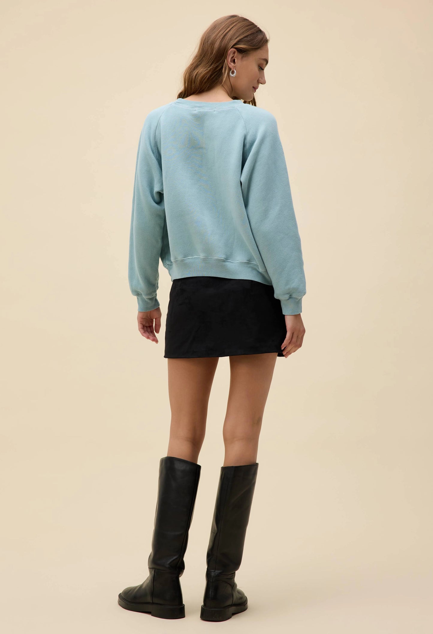 Kiss My Aspen Shrunken Raglan Sweatshirt