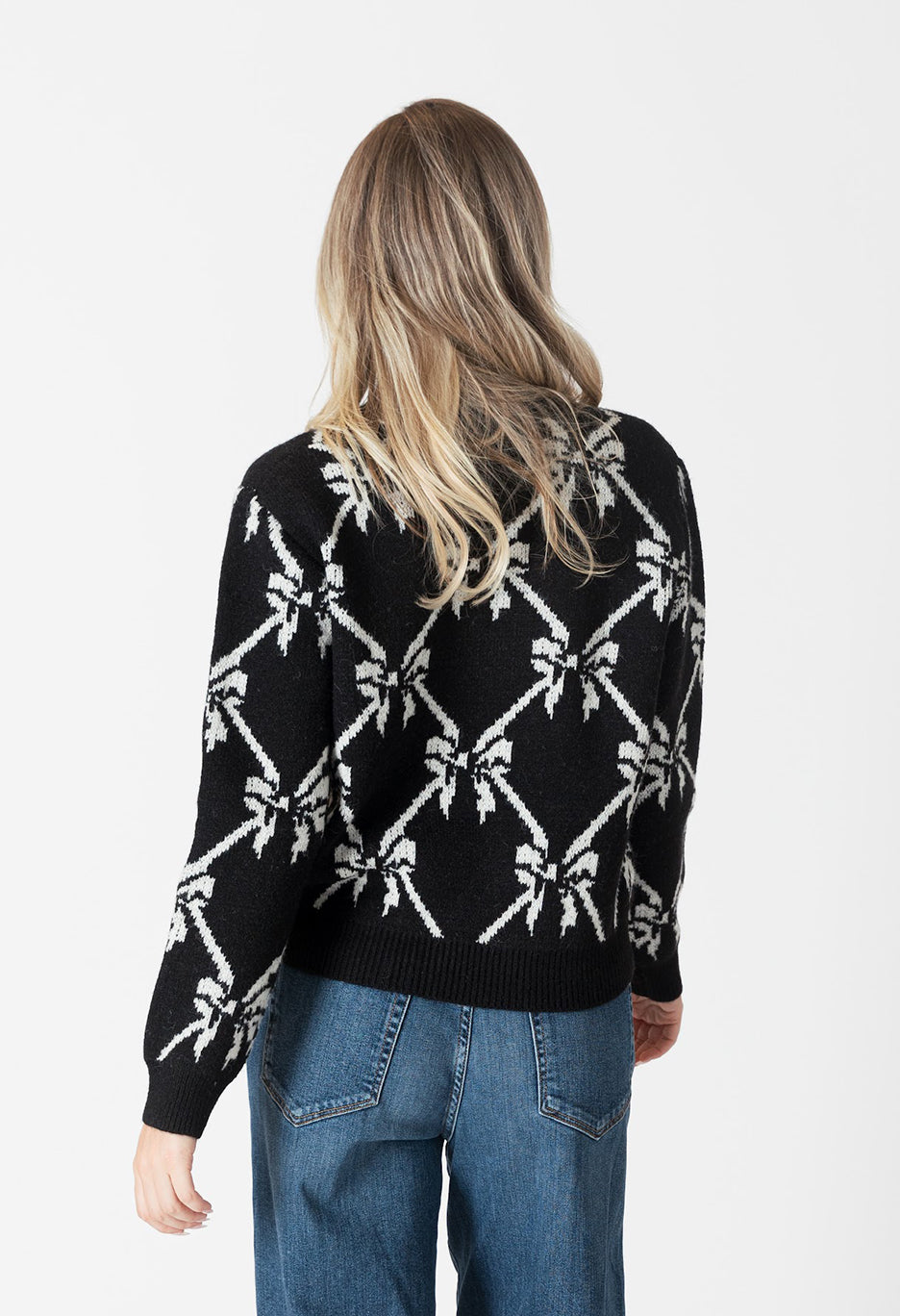 Koda Crewneck with Bow Pattern