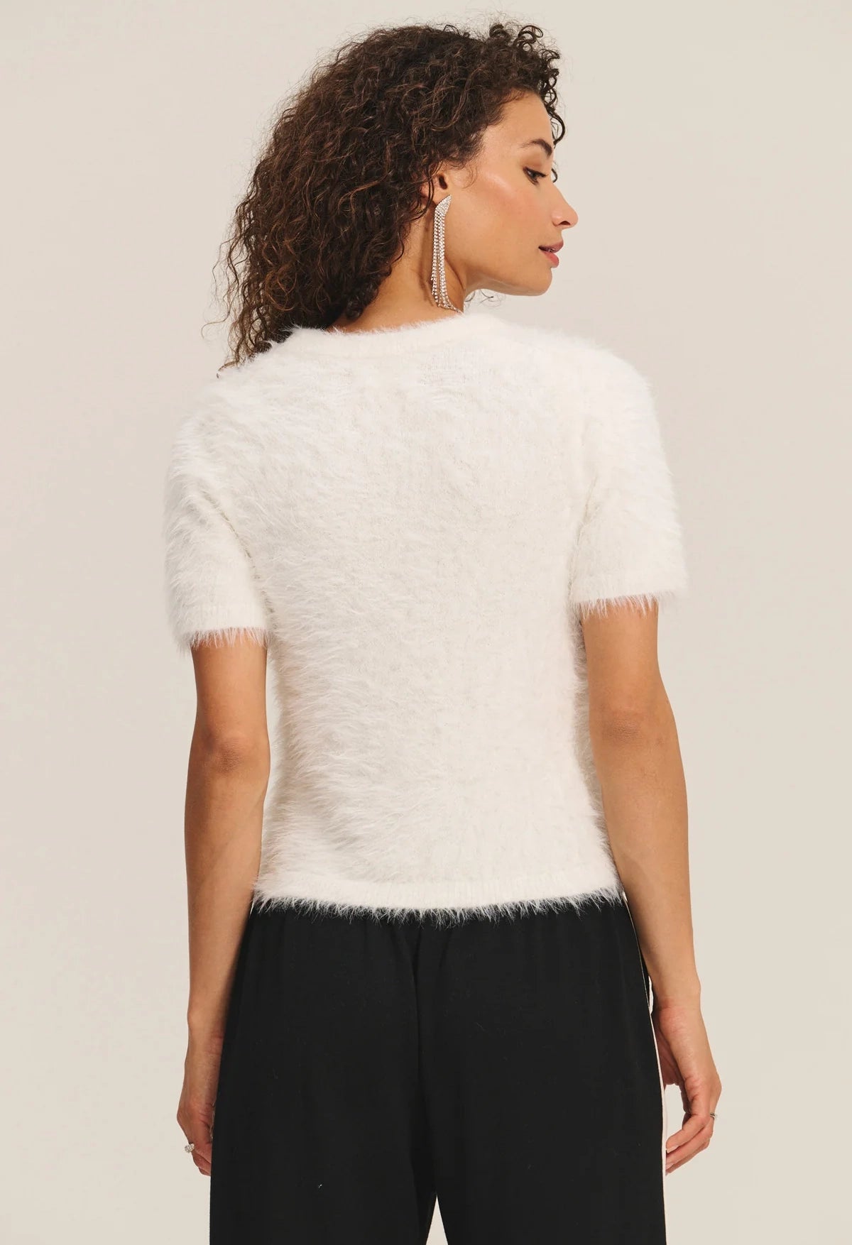 Kit Feather Yarn Sweater