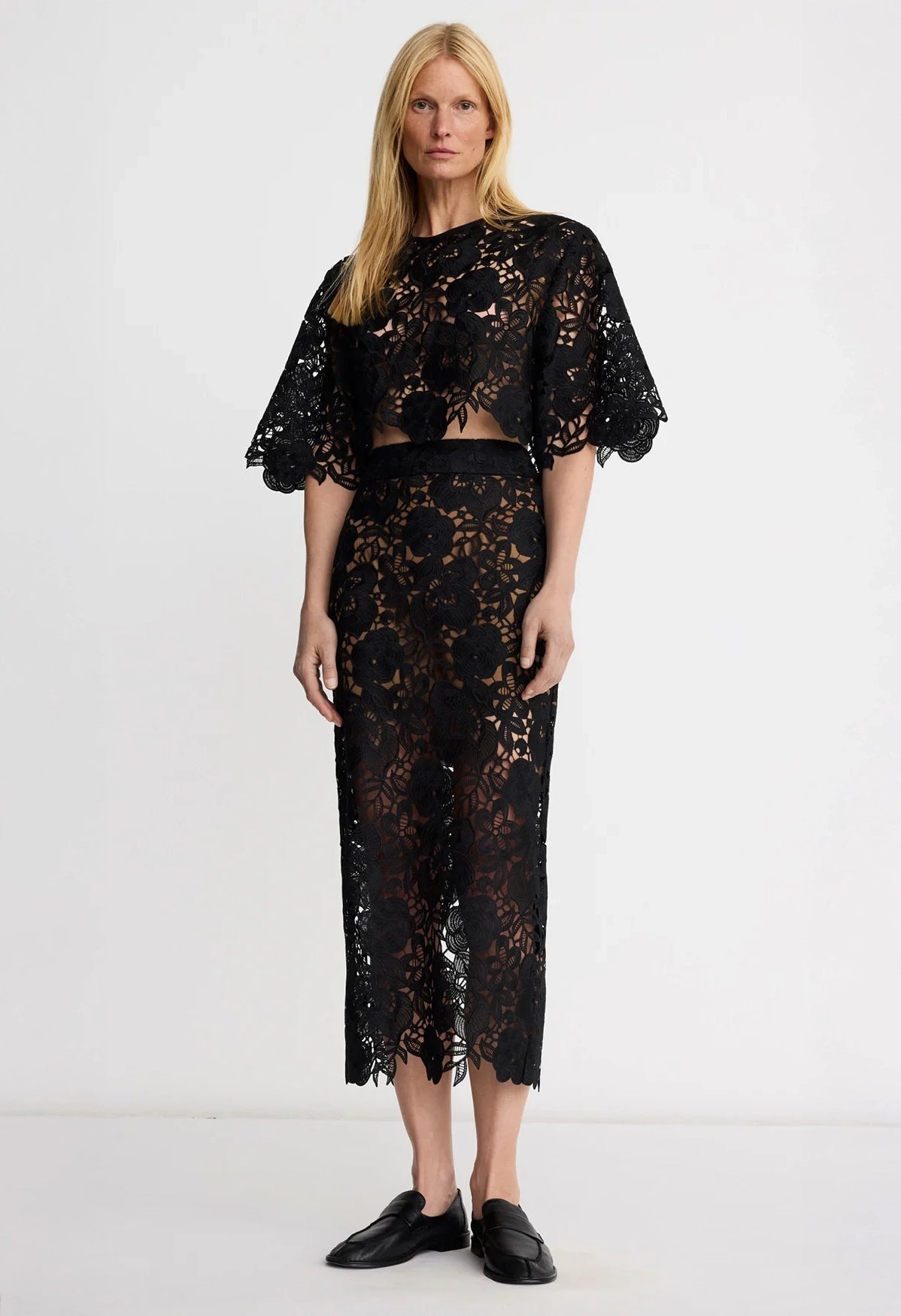 Lace Pencil Skirt