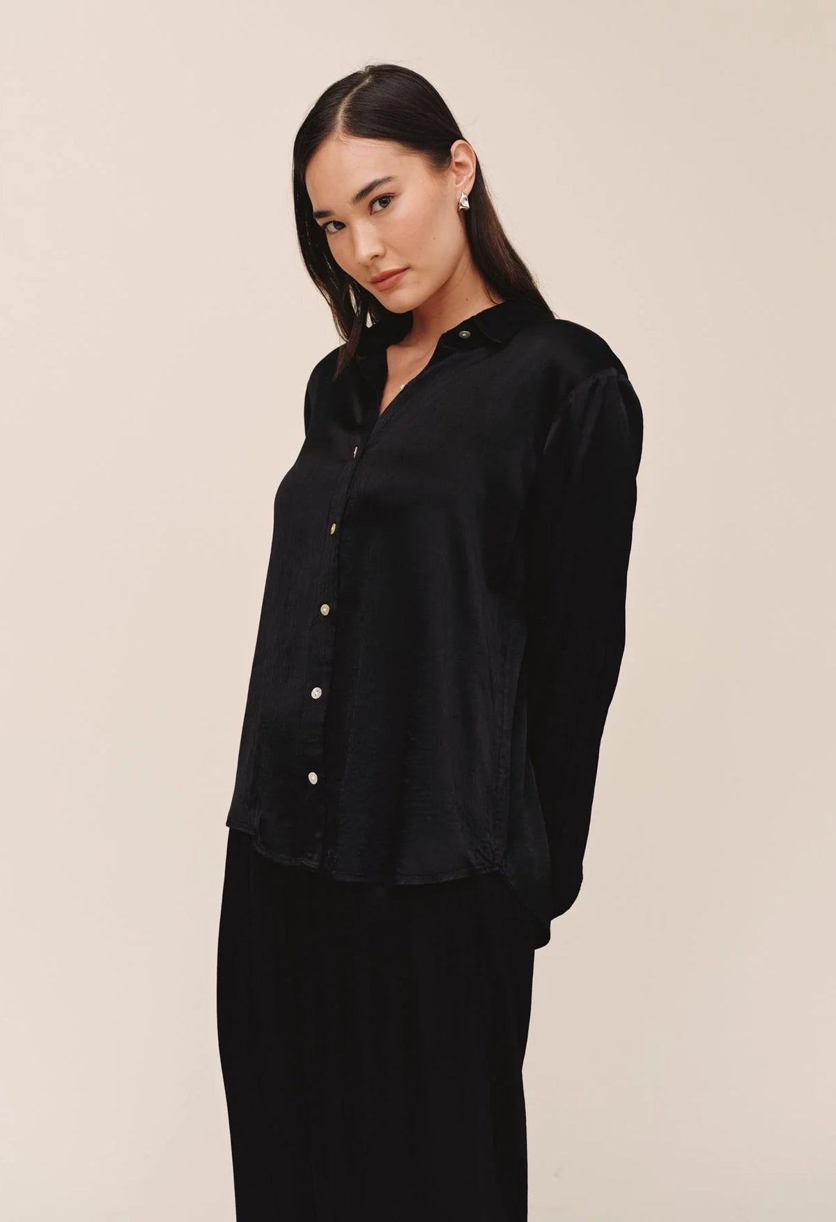 Long Sleeve Clean Button Down Shirt