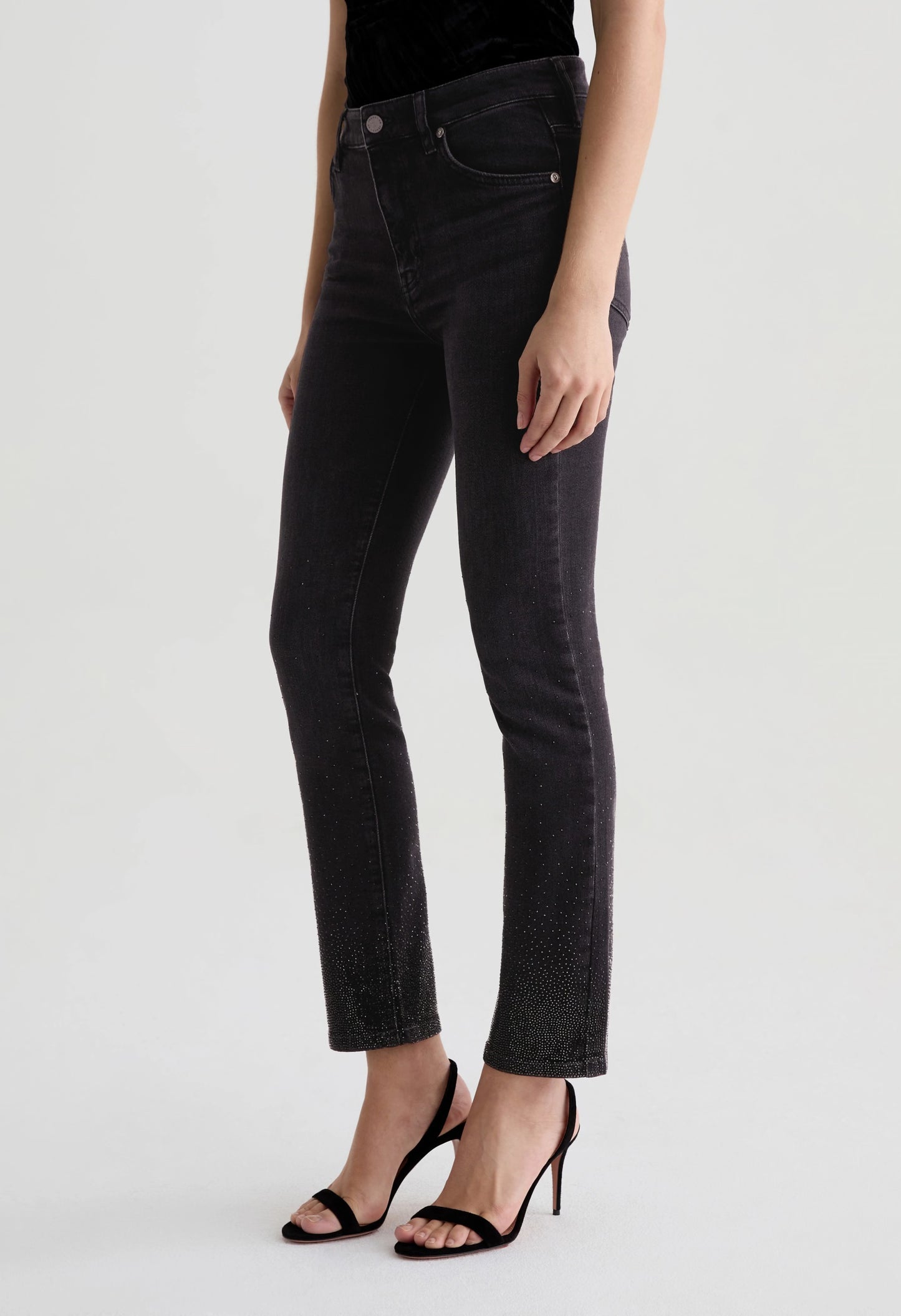 Mari Mid-Rise Slim Straight