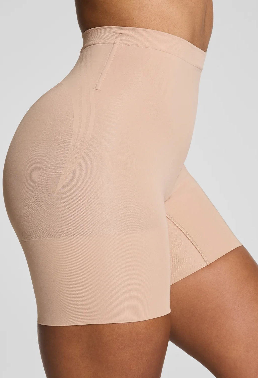 Mid Thigh Short