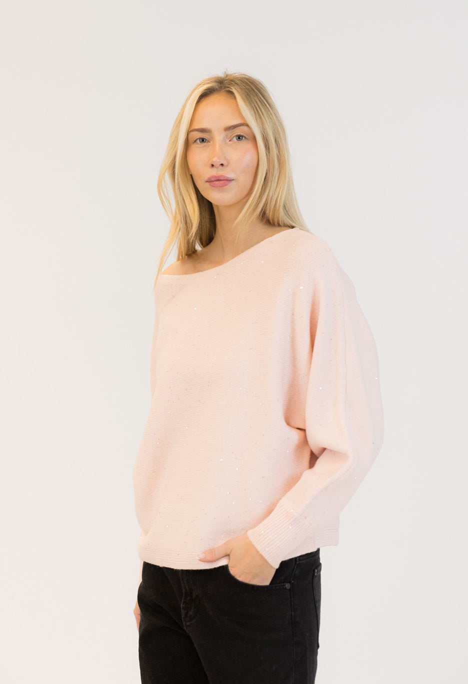 Nobusequin Boatneck