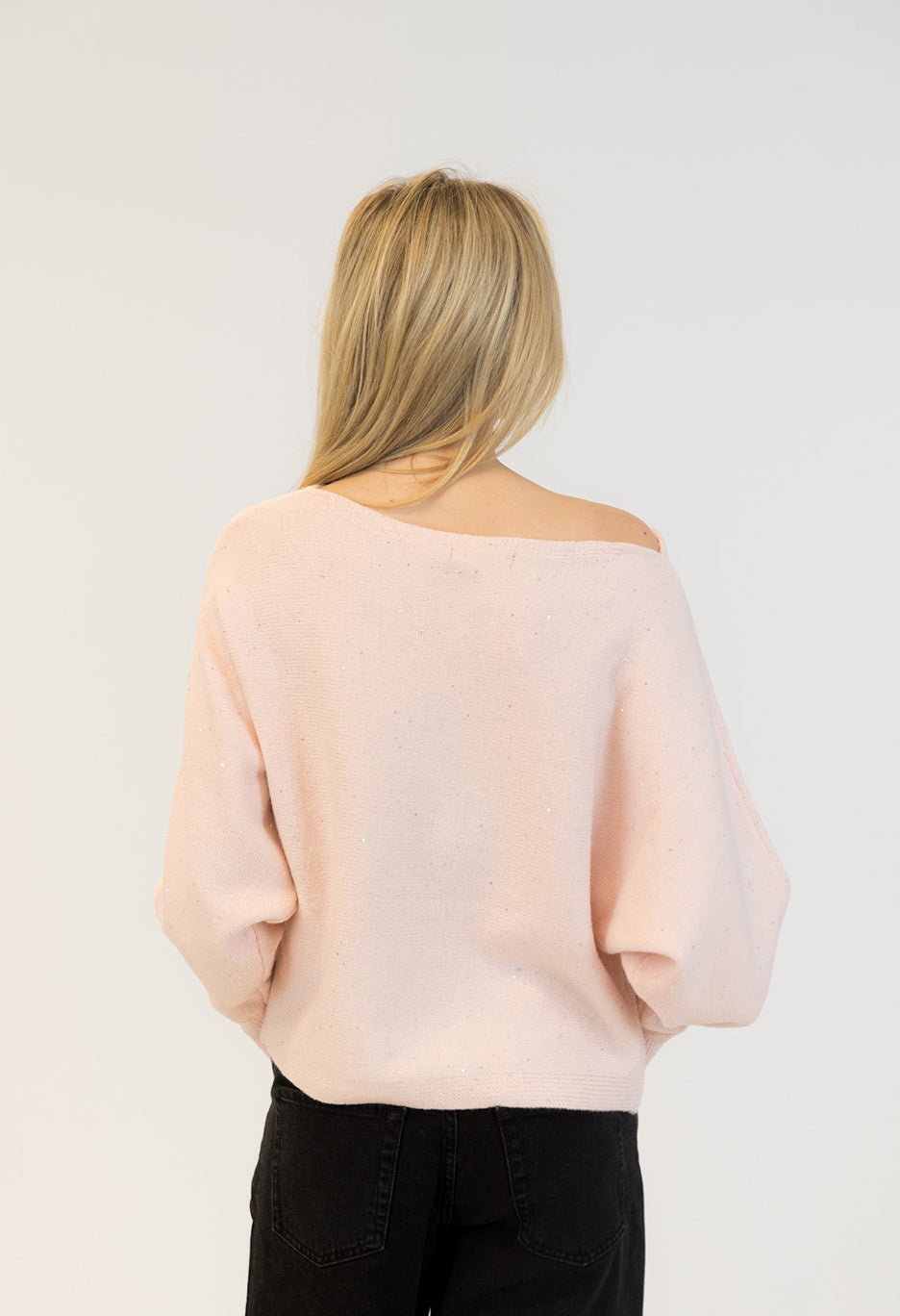 Nobusequin Boatneck