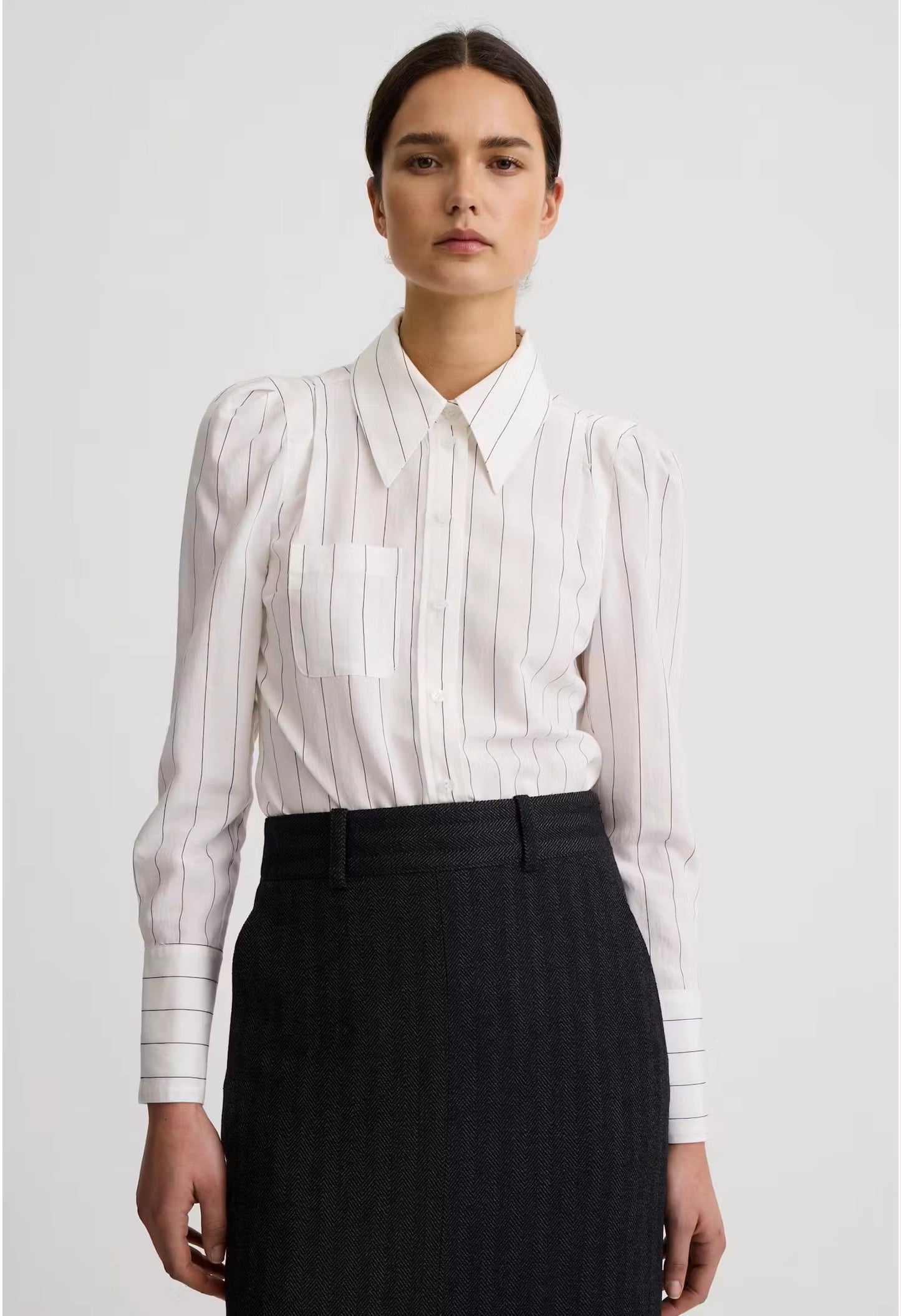 Neck Tie Box Pleat Shirt