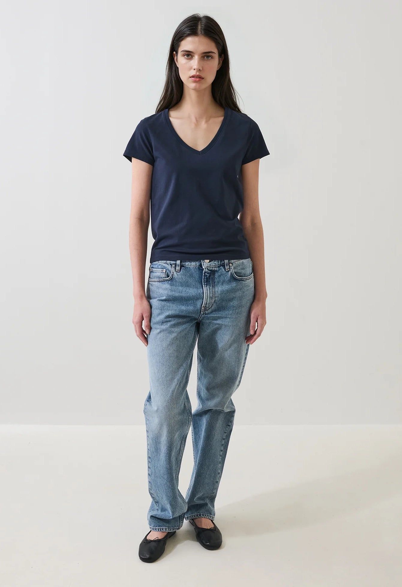 Pima Cotton Stretch Slim V-Neck T-Shirt