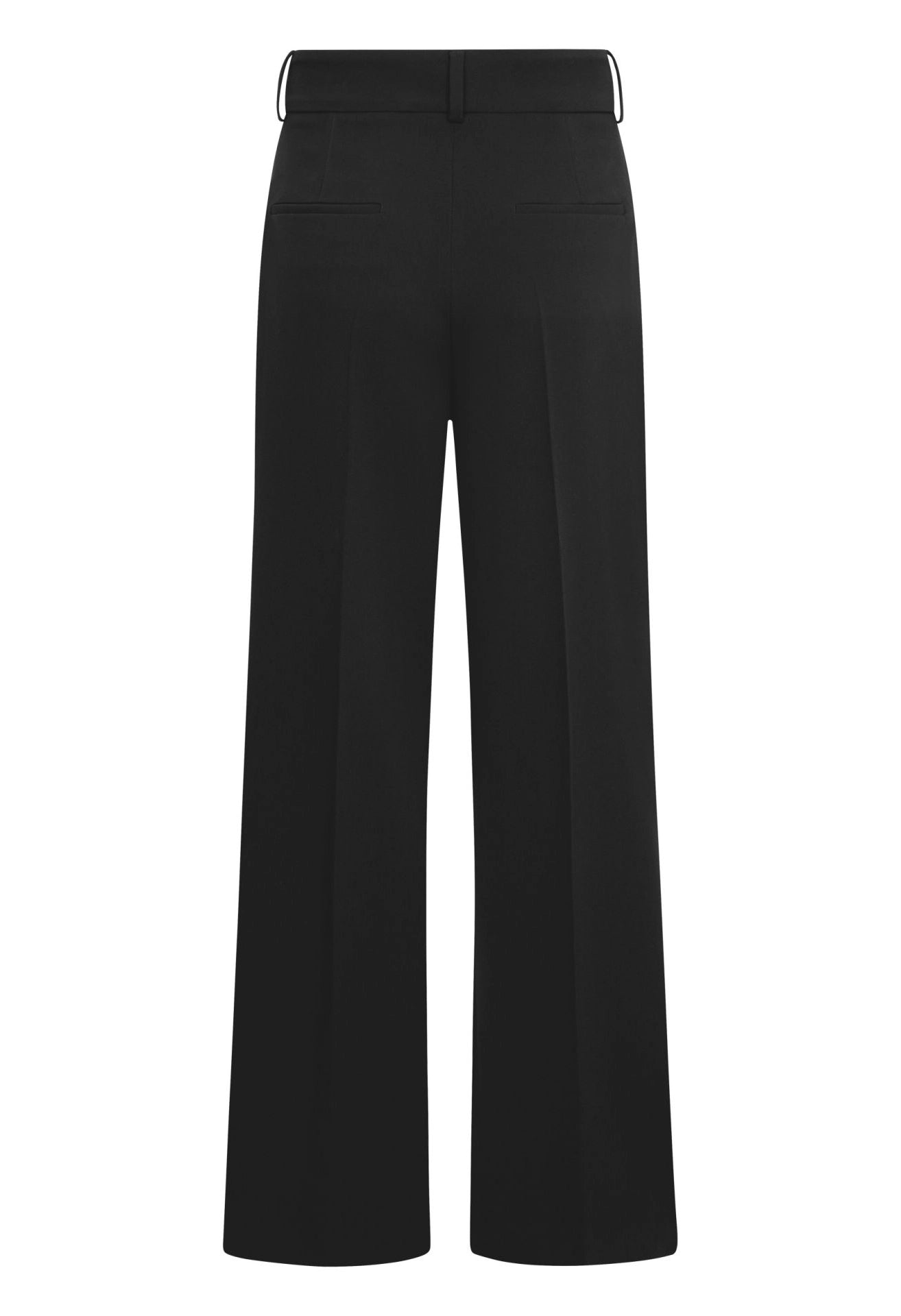 Chrissy Pant
