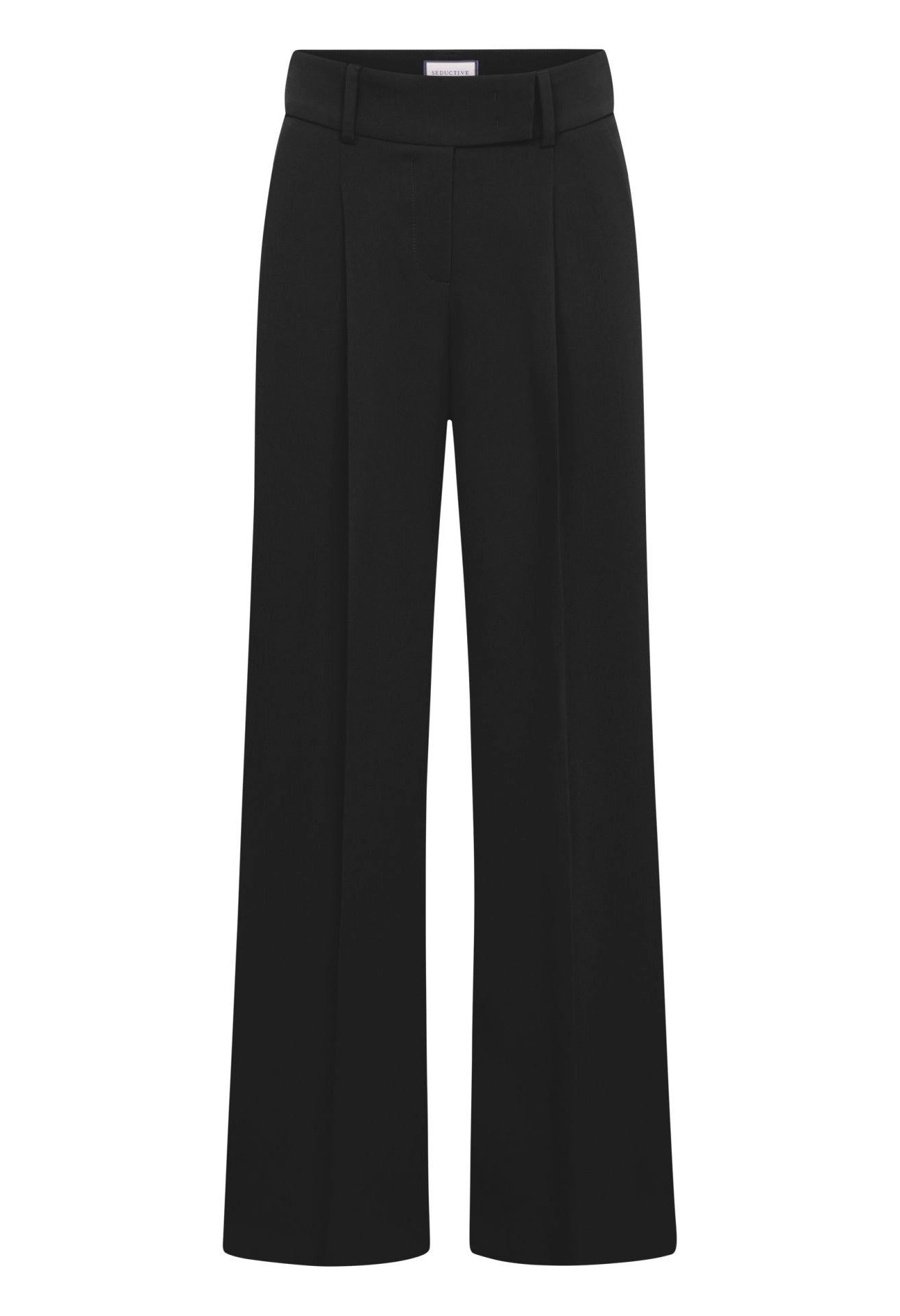 Chrissy Pant