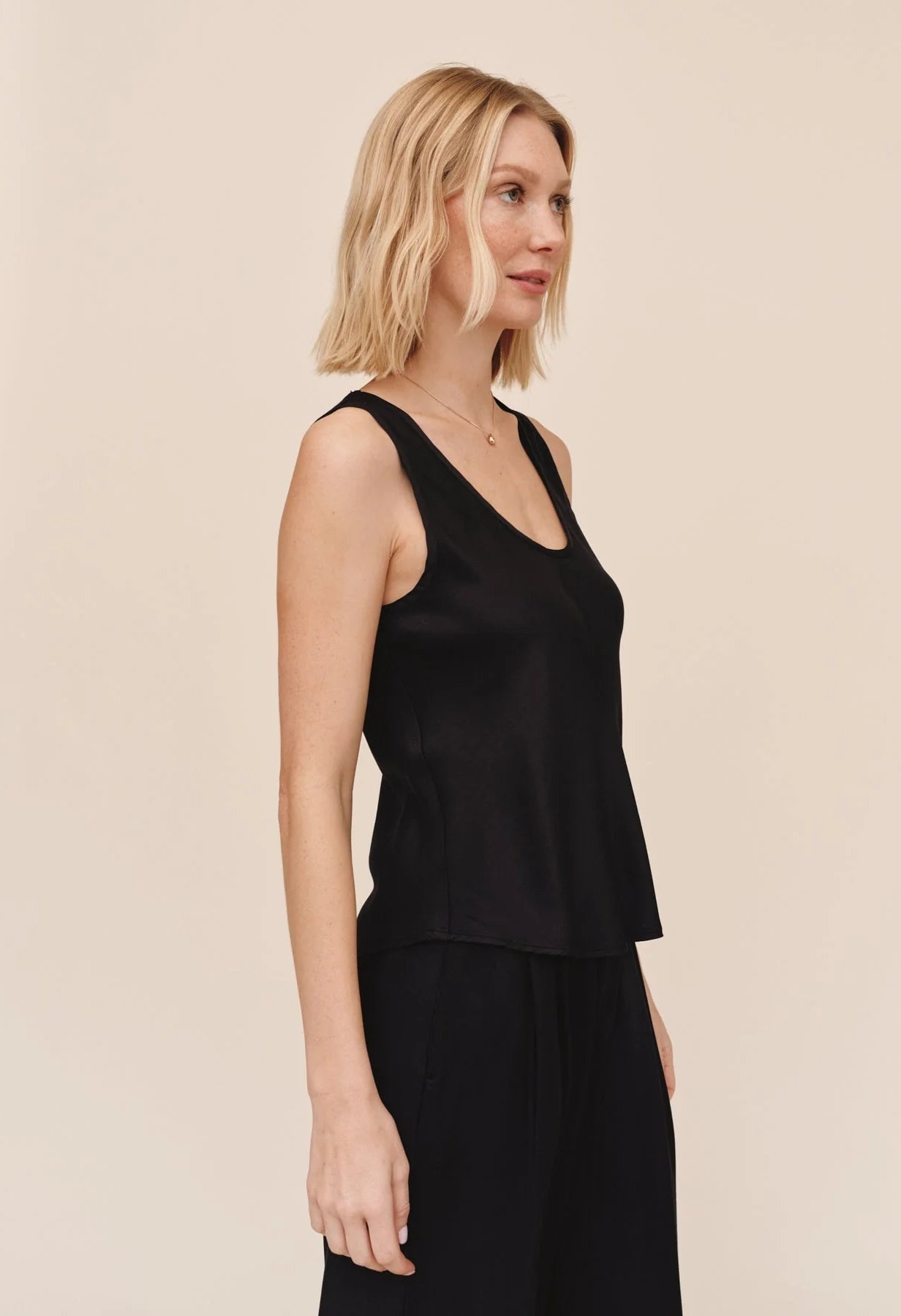 Scoop Neck Tank
