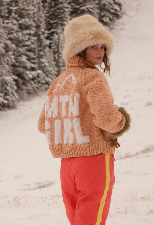 Short Mountain Girl Cardi