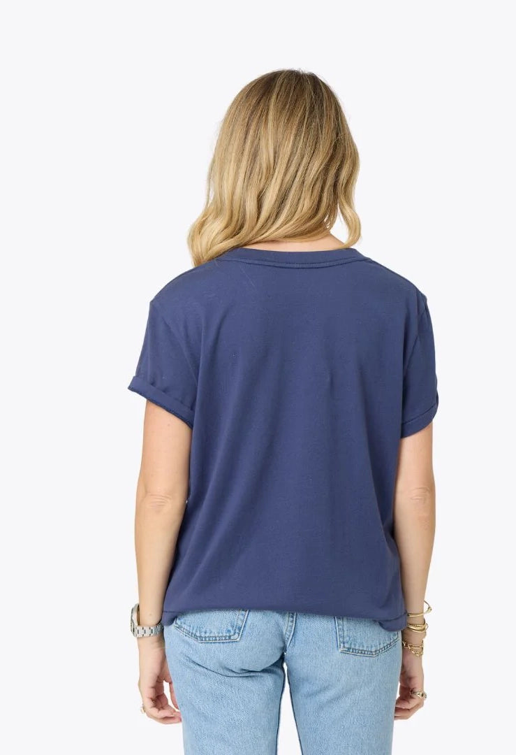 Suke Tee Contrast Imperfect Heart