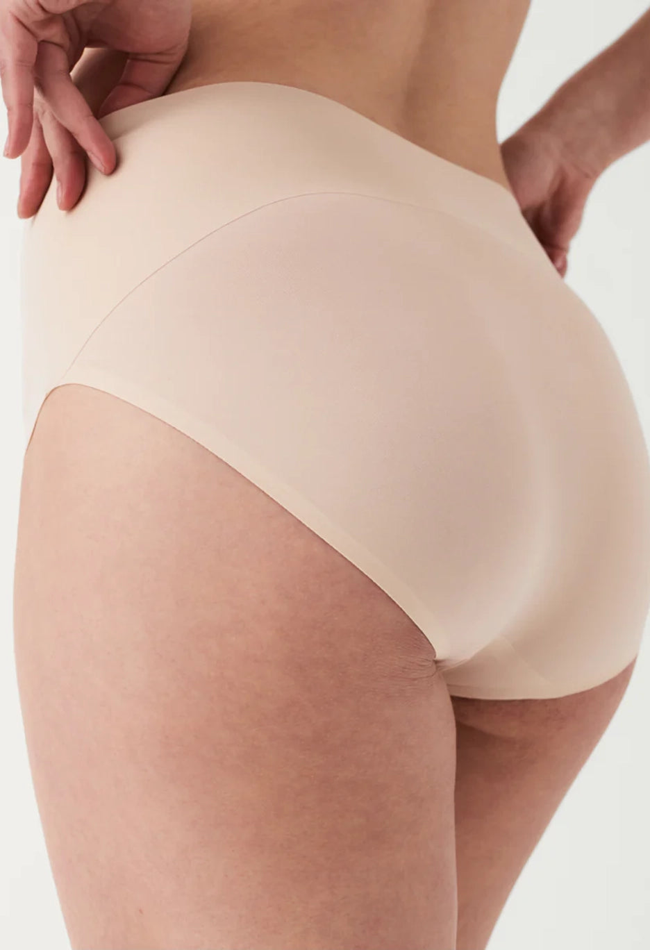 Undie-tectable Smoothing Brief