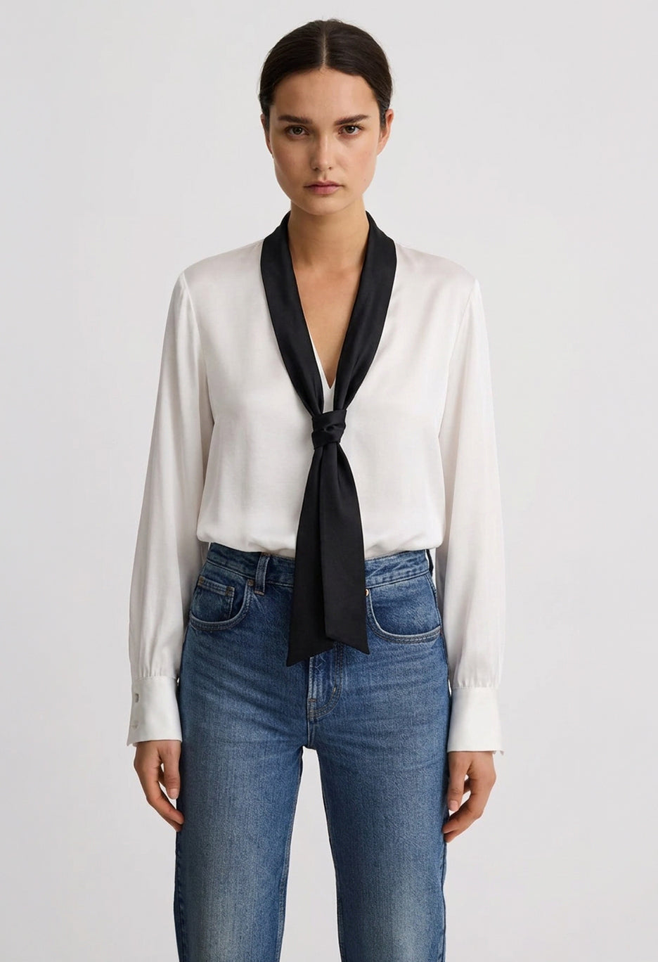 V-Necktie Blouse