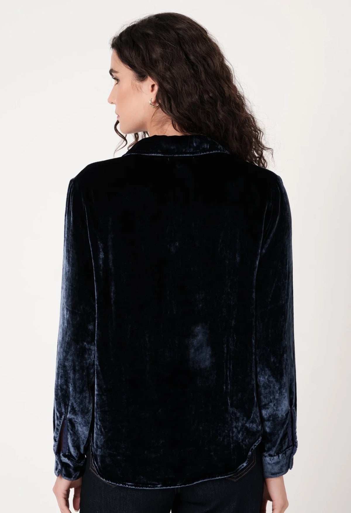 Velvet Long Sleeve Clean Shirt