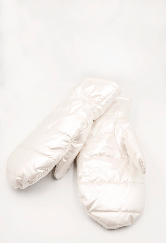 Quilted Mitts - White